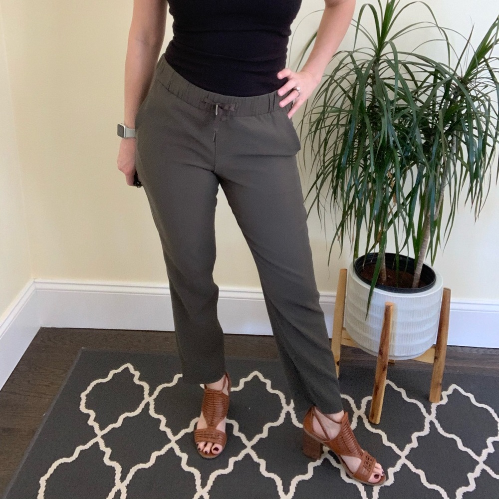 Lululemon tie front pants